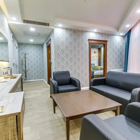 Hotel Elite World Nest 4*