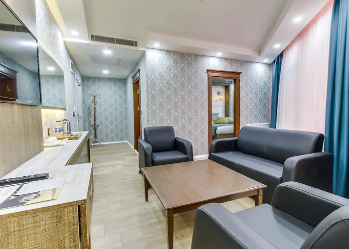 Hotel Elite World Nest 4*