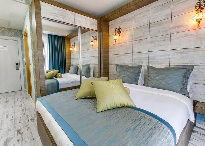 Elite World Nest Hotel 4*